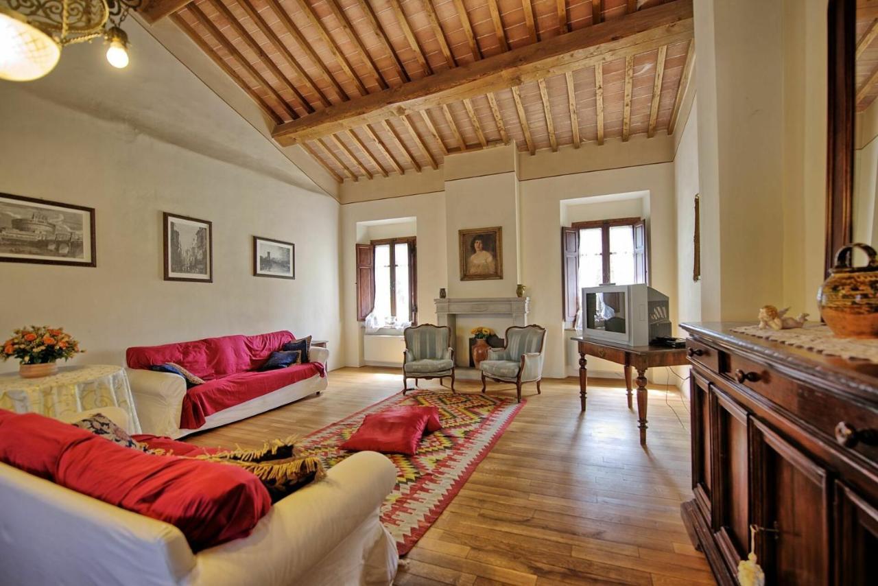 Villa Capolona By Posarellivillas Calbenzano Εξωτερικό φωτογραφία