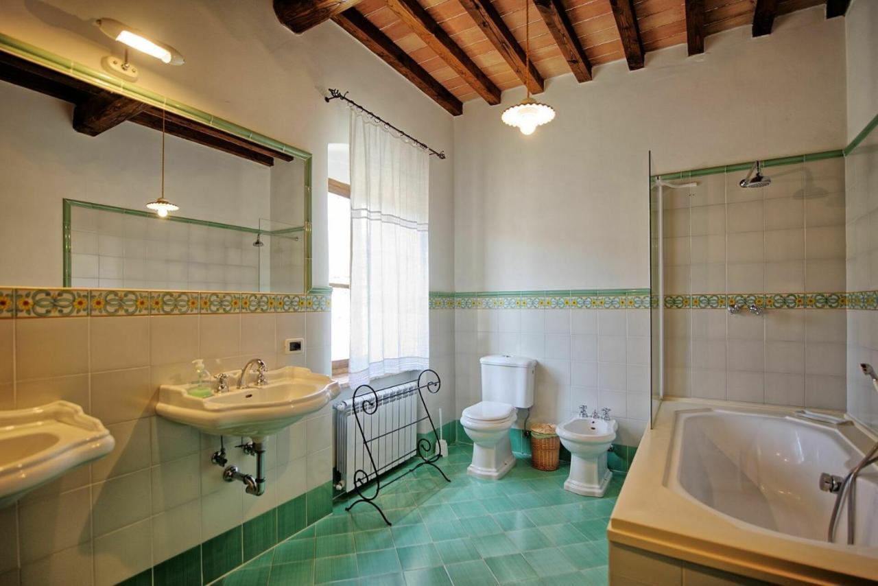 Villa Capolona By Posarellivillas Calbenzano Εξωτερικό φωτογραφία