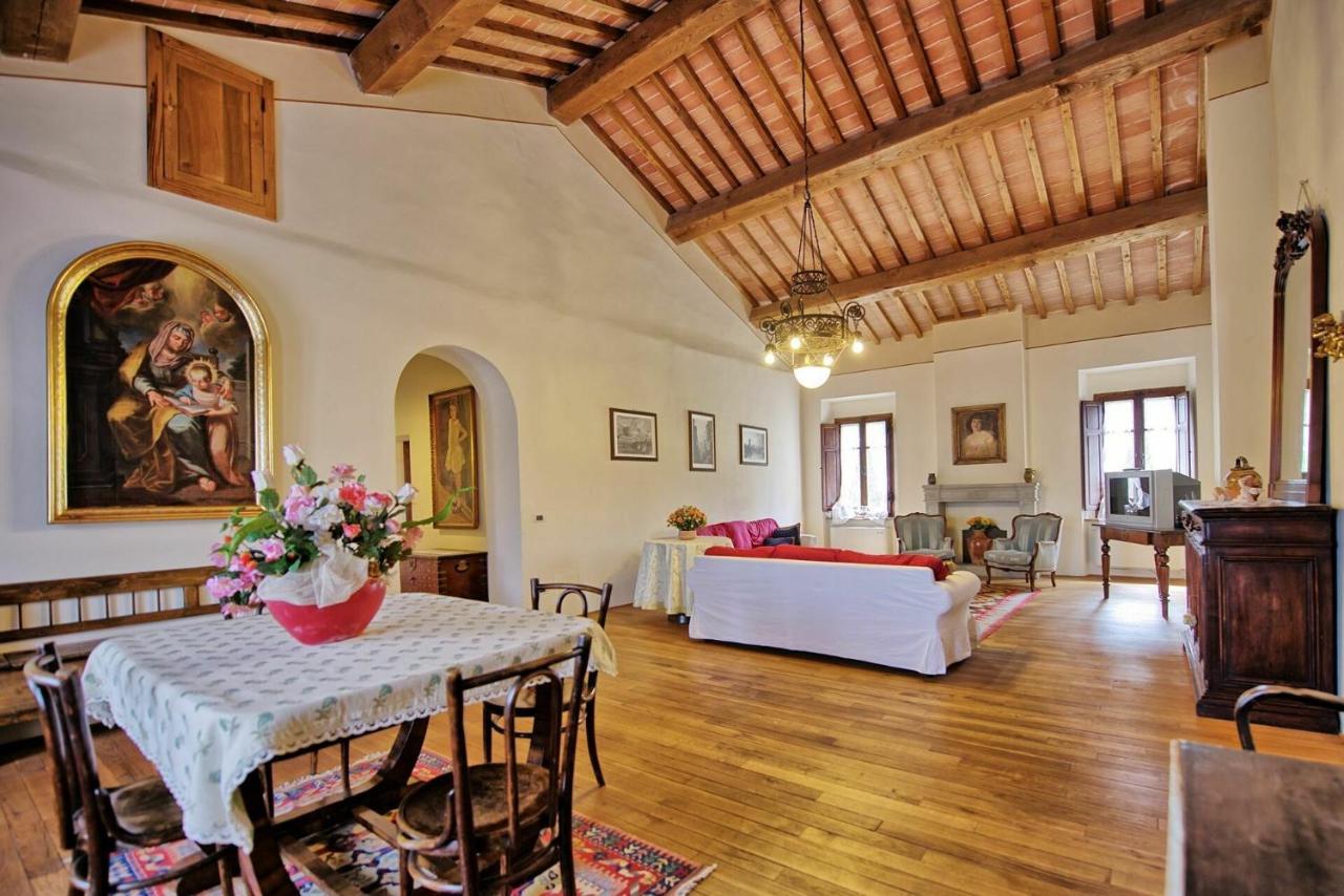 Villa Capolona By Posarellivillas Calbenzano Εξωτερικό φωτογραφία